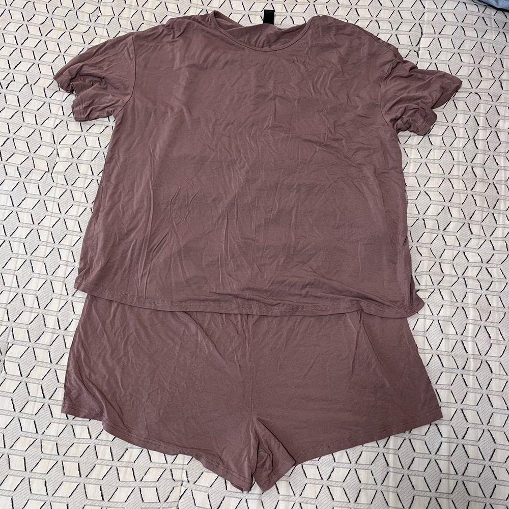 SHEIN Maternity Lounge Set